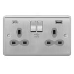 Metal Curve Slimline 2G 13A Switched Socket-SP with 4A Dual USB Charger
(Type-A/C)